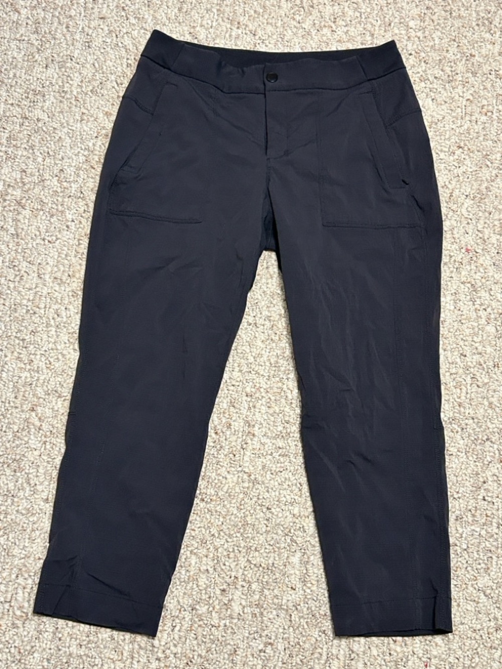 Athleta Women’s Black Trekkie Pants EUC Size 10